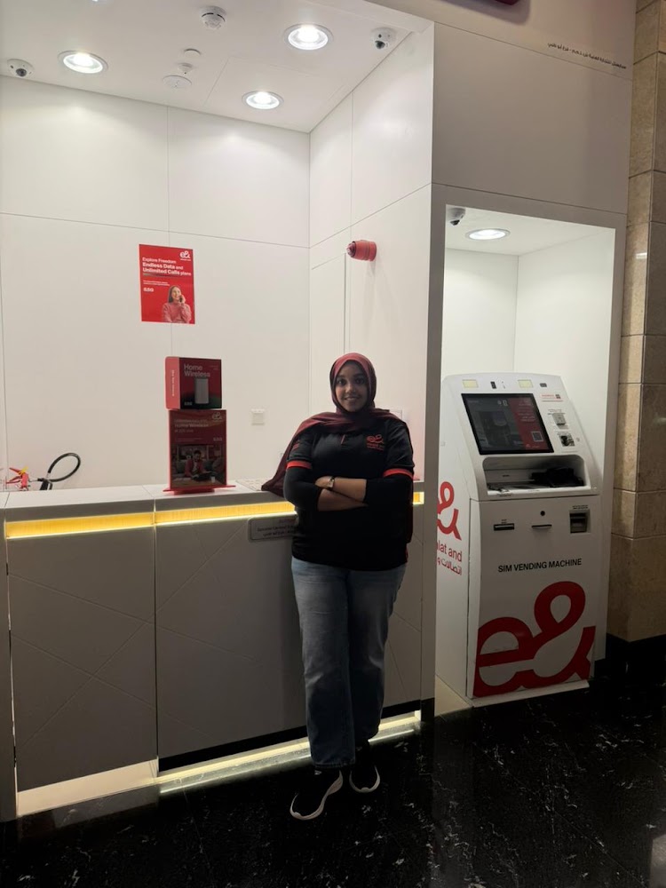 Etisalat Kiosk - Abu Dhabi Mall