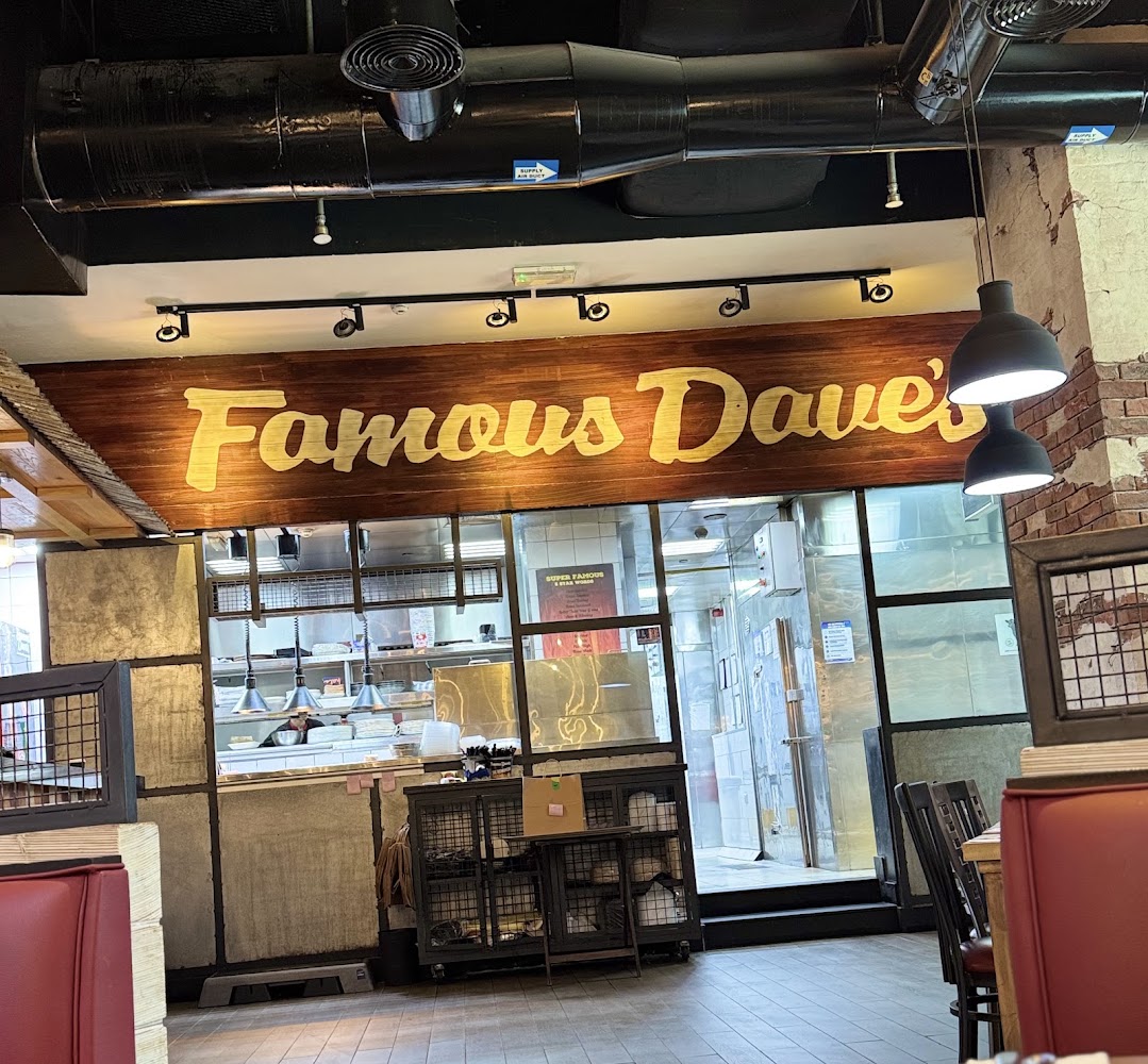 Famous Dave's Bar-B-Que