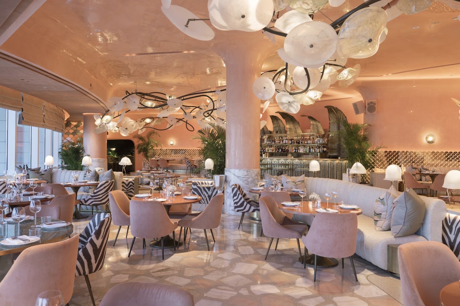 Flamingo Room by tashas Abu Dhabi