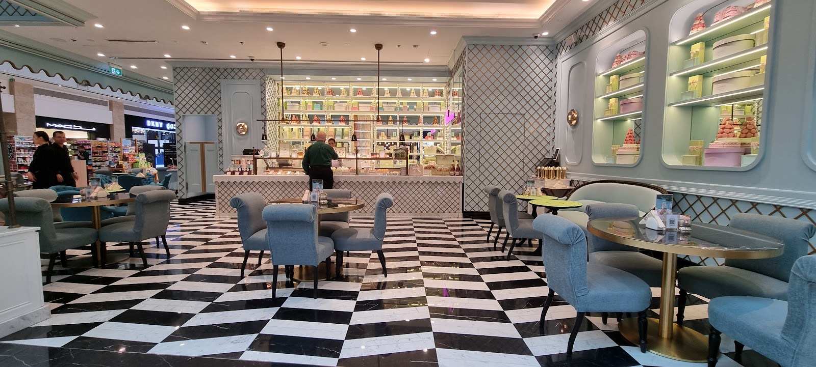 LADURÉE Abu Dhabi Mall Store