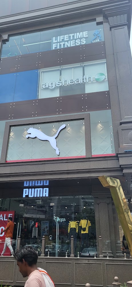 PUMA Store