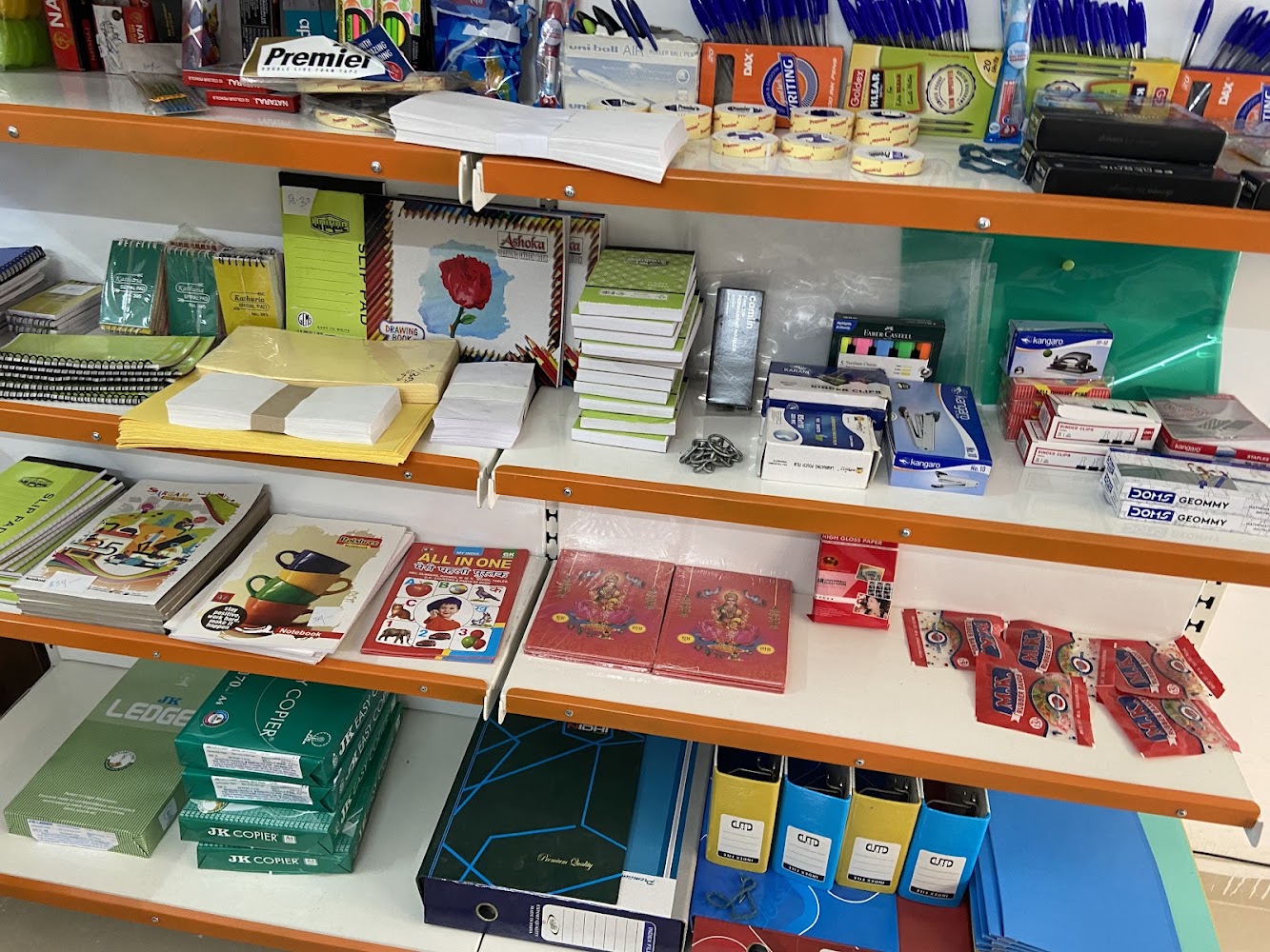 Pen & Paper The stationery store
